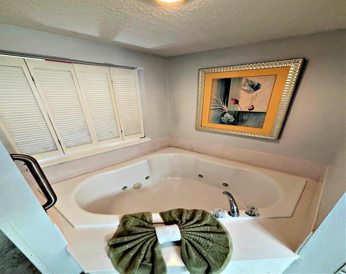 2 Bedroom Resort Condo Direct Oceanfront Wyndham Ocean Walk - Daytona Funland 2226 Daytona Beach Esterno foto